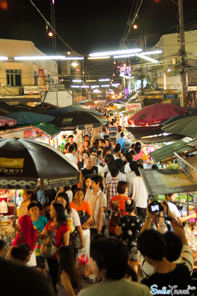 Amphawa floating market 02